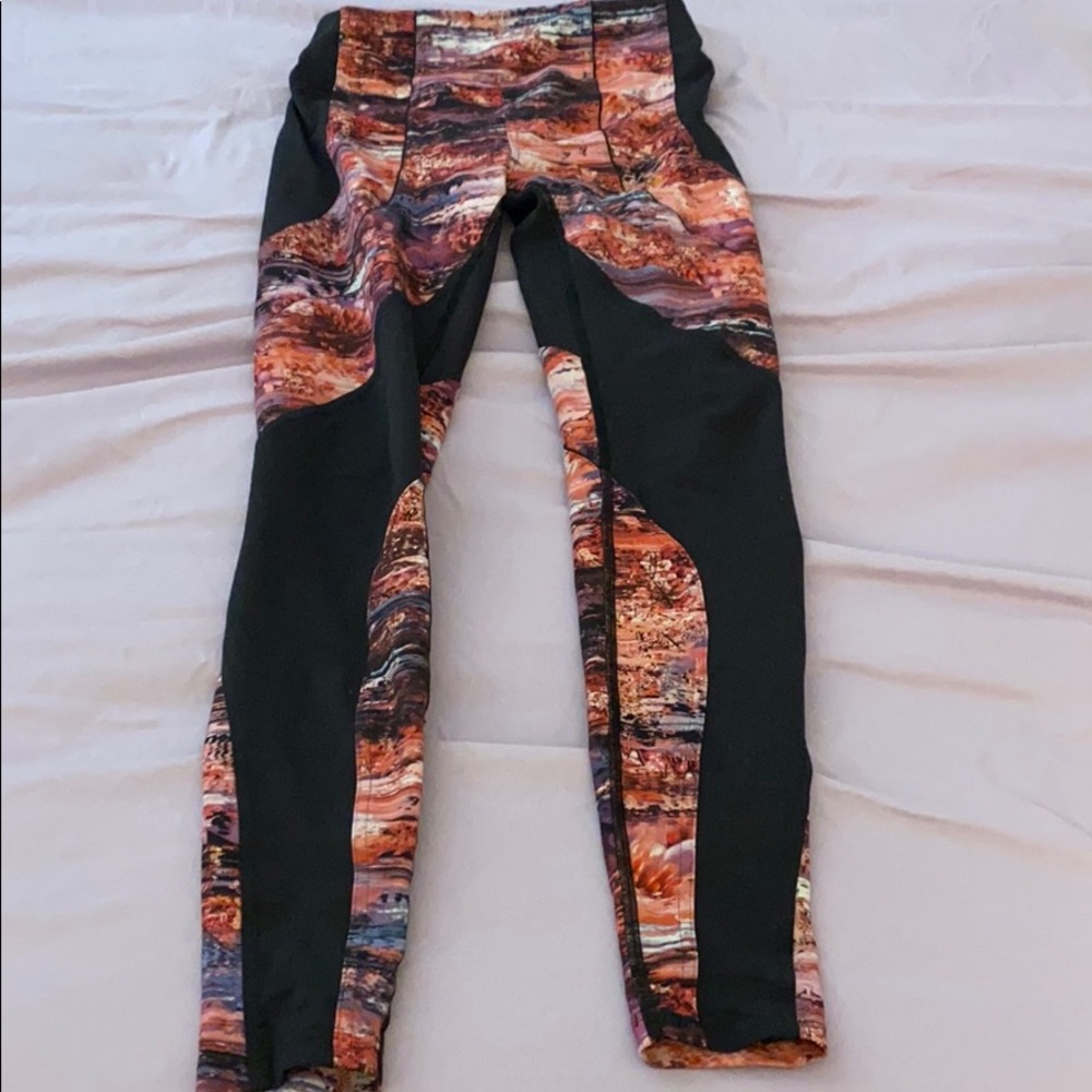 Lululemon high rise leggings size 6